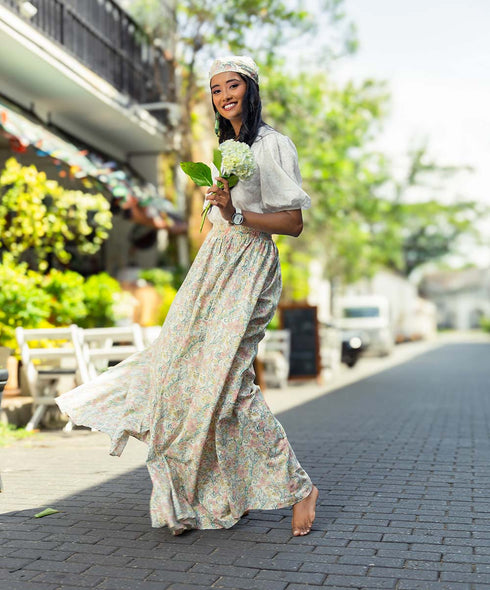 Three Quarter Sleeve Cutlon Top